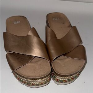 BP gold flatform platform slide sandals size 8 w detailed metallic rope soul